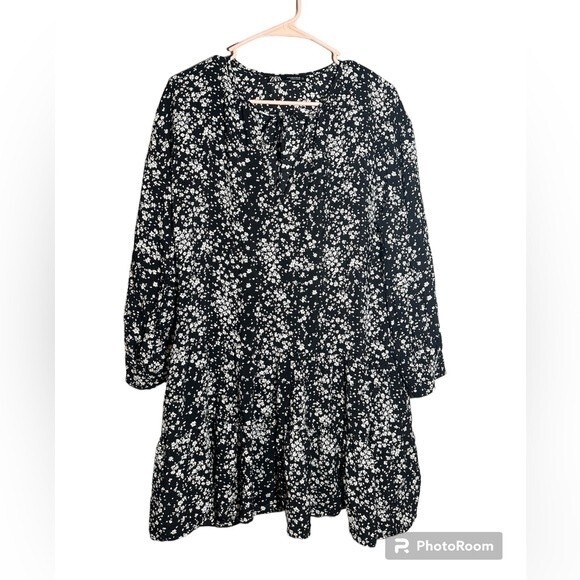 ZARA BLACK AND WHITE FLORAL MINI DRESS Size S - Picture 1 of 5